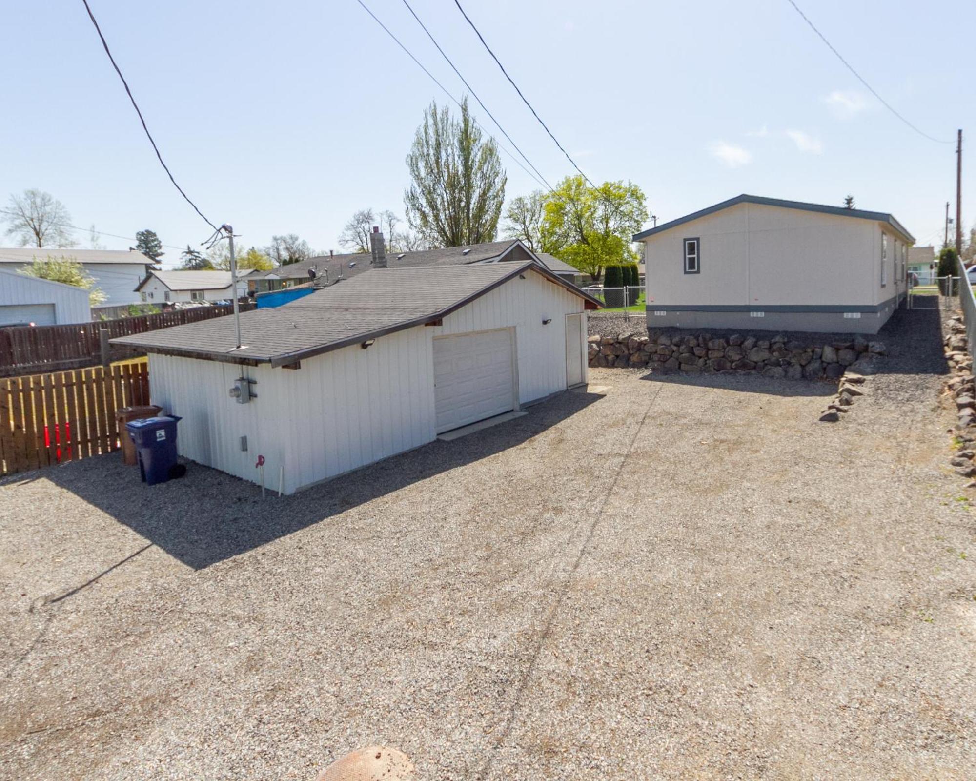 Cute And Cozy 3 Bed 2 Bath Home In North Spokane Exterior photo